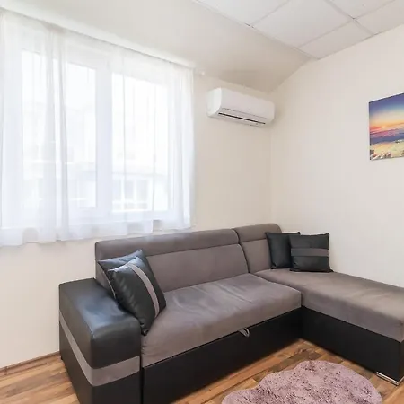 Black Sea Apartment *